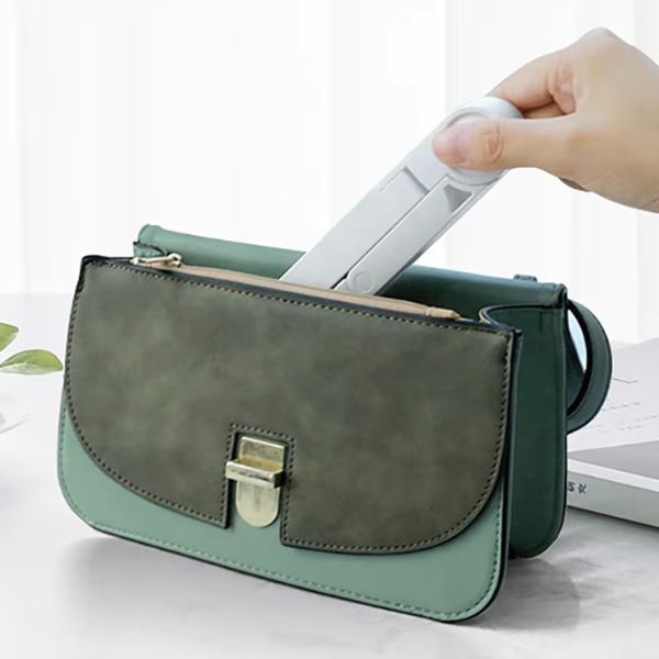 Support-de-tablette-rangement-facile